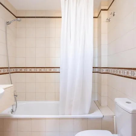 Ferienhaus Beautiful Two-storey House With Terrace And Patio In An Exclusive Area Costa Adeje (Tenerife)