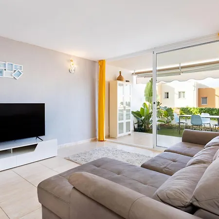 Ferienhaus Beautiful Two-storey House With Terrace And Patio In An Exclusive Area