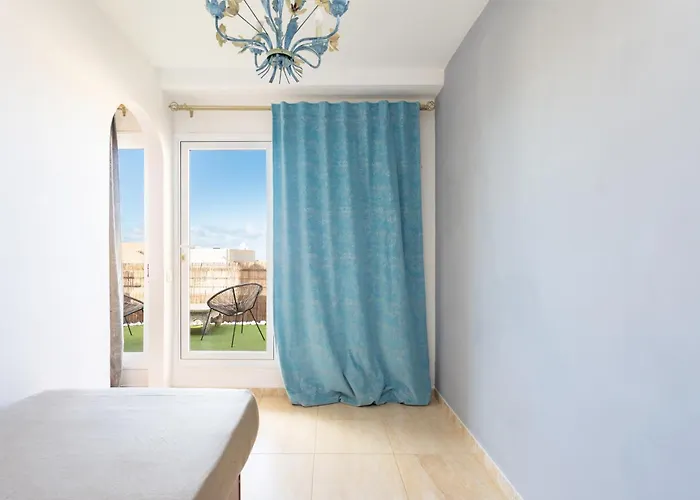 Beautiful Two-storey House With Terrace And Patio In An Exclusive Area Ferienhaus Costa Adeje (Tenerife)