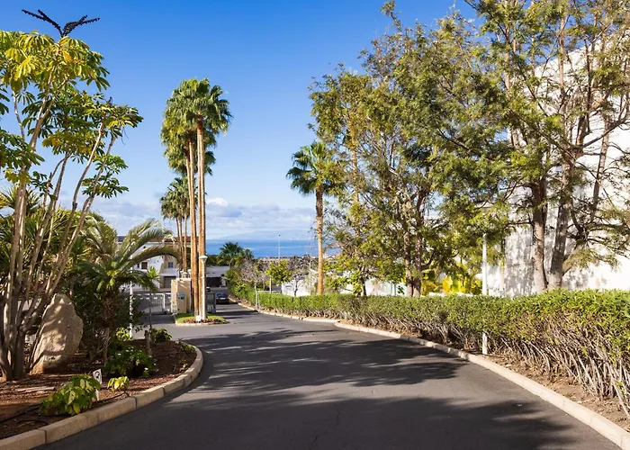 Ferienhaus Beautiful Two-storey House With Terrace And Patio In An Exclusive Area *